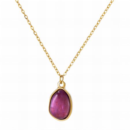 Modern Gold Pendant Necklace