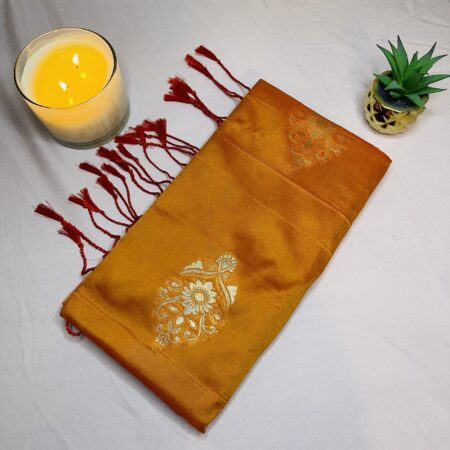 Soft Silk Saree with Traditional saree Weaving – Blouse Included