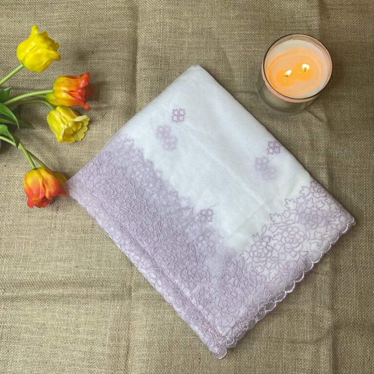 Glass Organza Saree with Threadwork Scalloped Border | Lightweight & Elegant